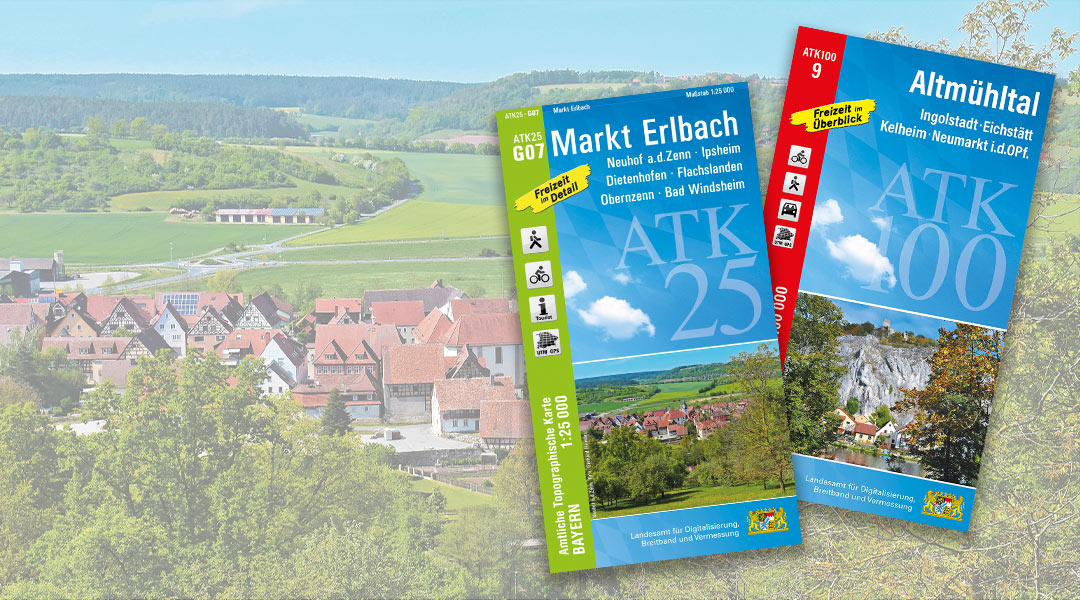 Bild eines Dorfes, darauf das Titelblatt der ATK25 G07 und ATK100-09